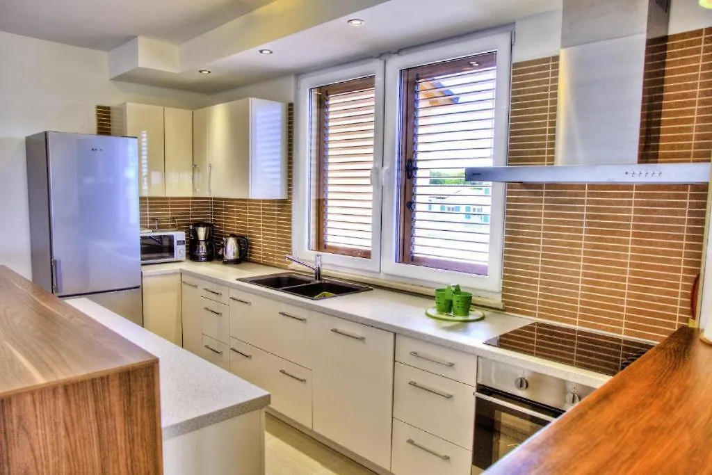 Apartment Holiday Home Lucija With Pool Only 300 M From Sea Medulin