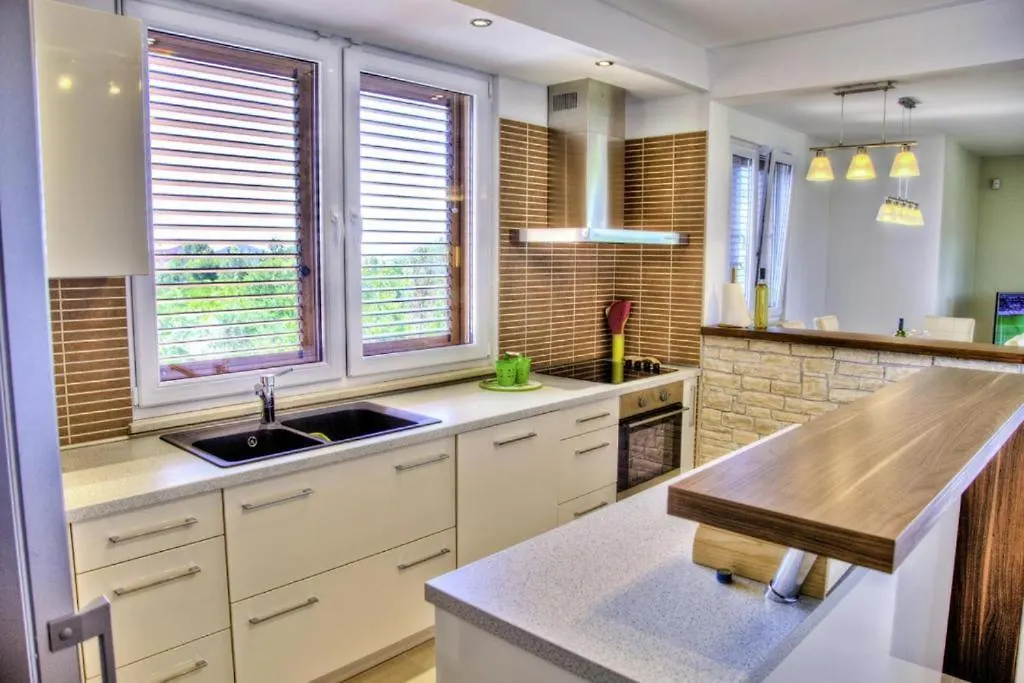 Holiday Home Lucija With Pool Only 300 M From Sea Medulin 0*,