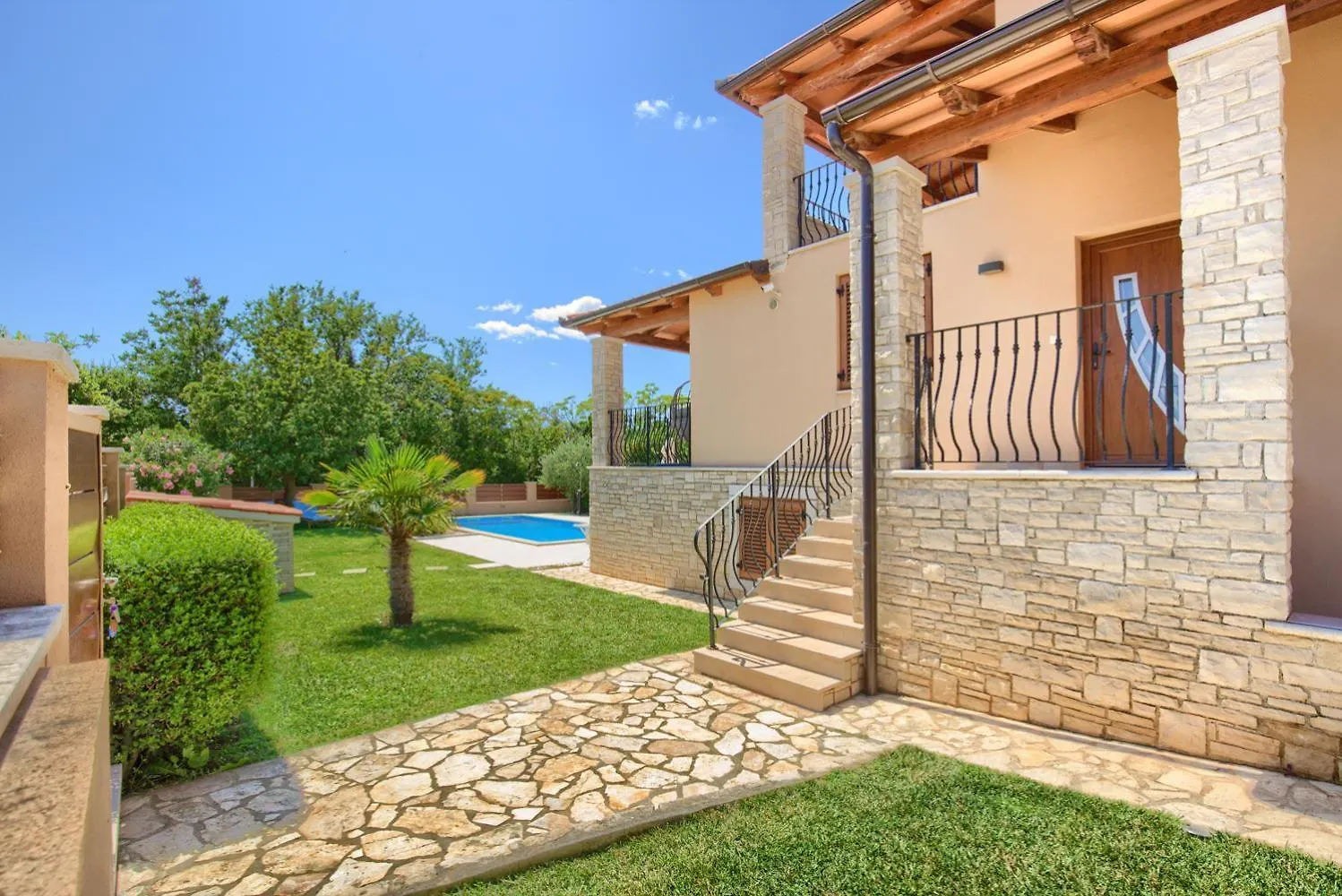 Holiday Home Lucija With Pool Only 300 M From Sea Medulin 0*,  Croatia